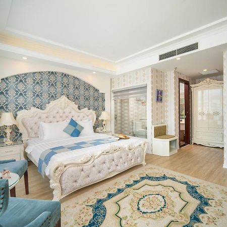 Royal Beach Hotel Дананг Екстериор снимка