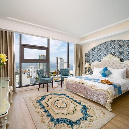 Royal Beach Hotel Дананг Екстериор снимка