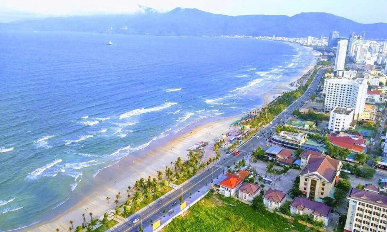 Royal Beach Hotel Дананг Екстериор снимка