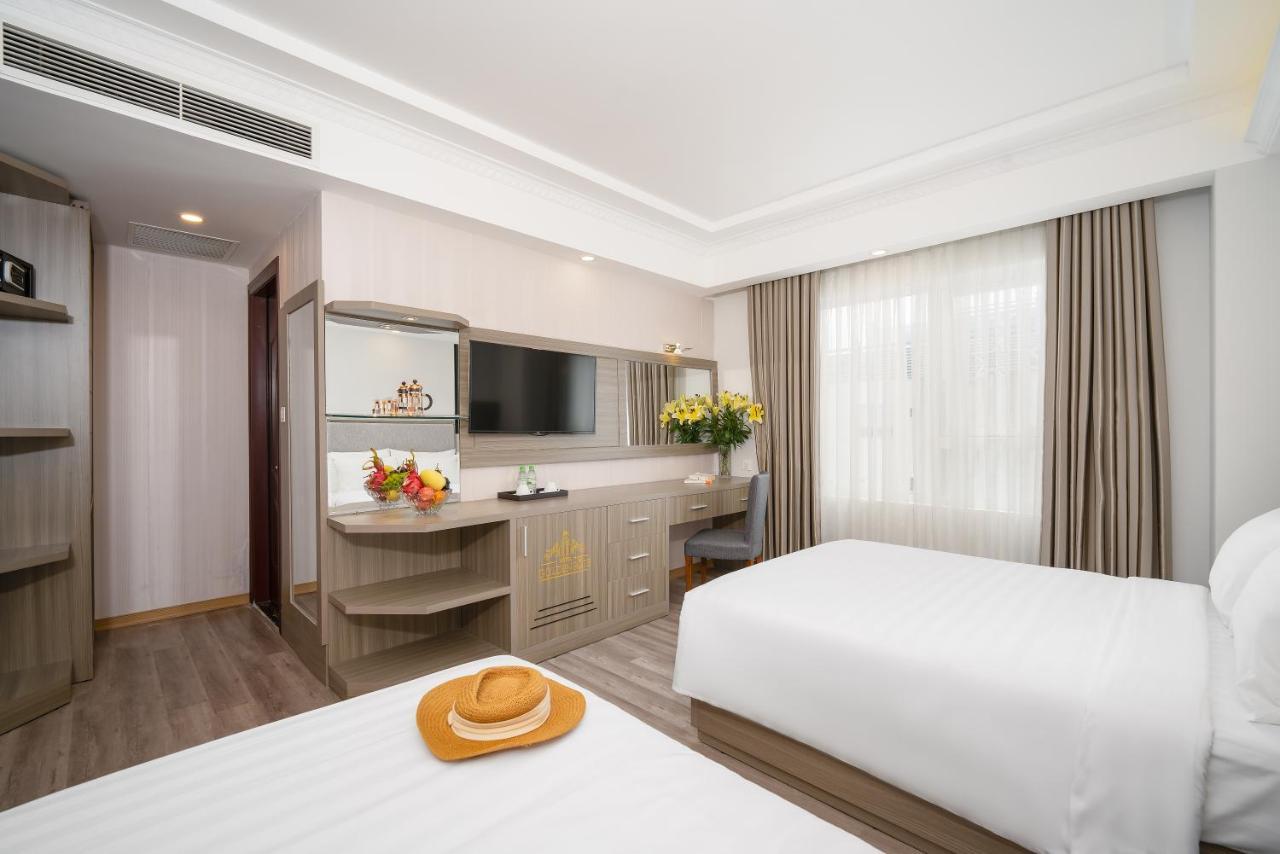 Royal Beach Hotel Дананг Екстериор снимка