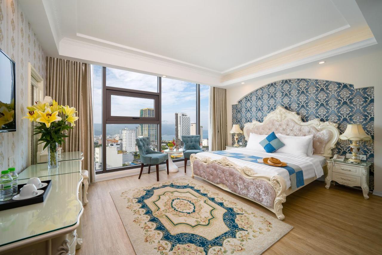 Royal Beach Hotel Дананг Екстериор снимка