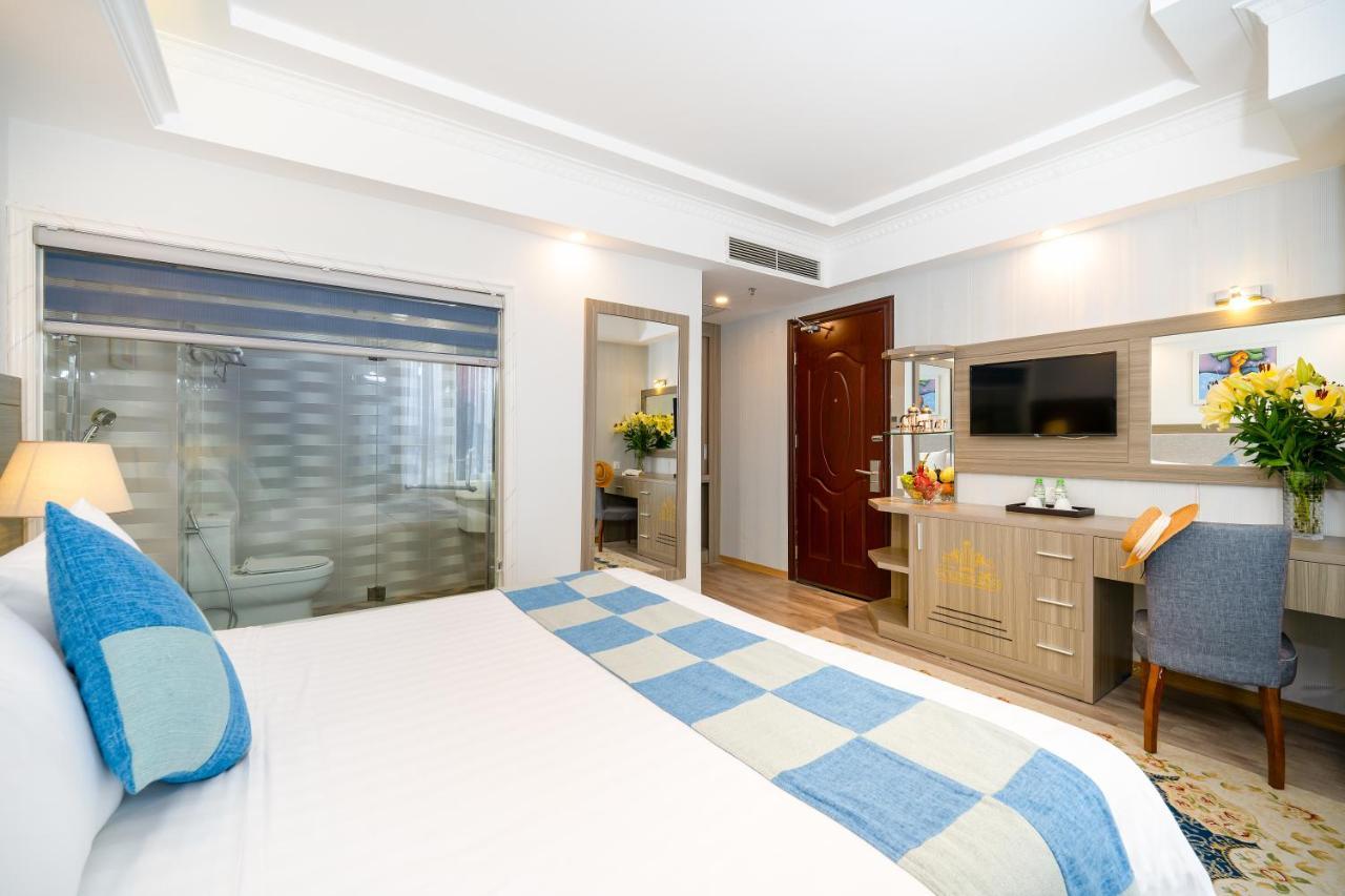 Royal Beach Hotel Дананг Екстериор снимка