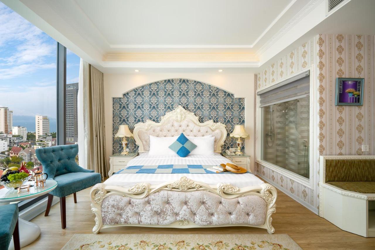 Royal Beach Hotel Дананг Екстериор снимка